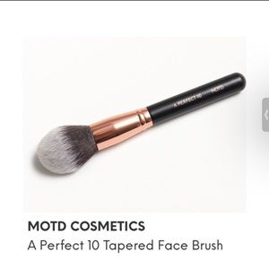 MOTD A Perfect 10 Tapered Face Brush. Brand New Bronzer Powder Blush